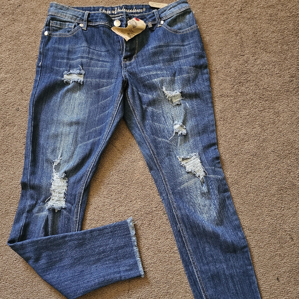 Distressed Skinny Jeans